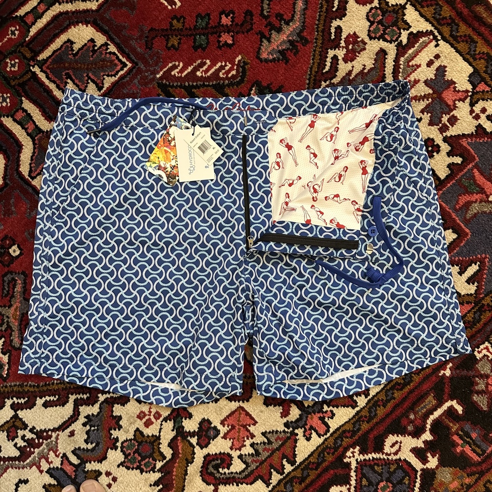 New Robert Graham Men’s Patterned Swim Trunks Size XL